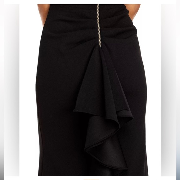 AQUA black formal dress. One shoulder. Train was hemmed. Bloomingdales - Picture 5 of 7